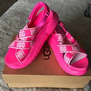 COPY - Ugg W LA CLOUD Sandal